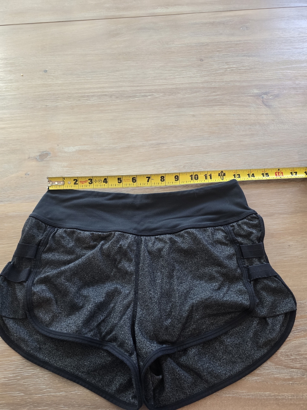 lululemon athletica Women's Black Heather Athletic Shorts